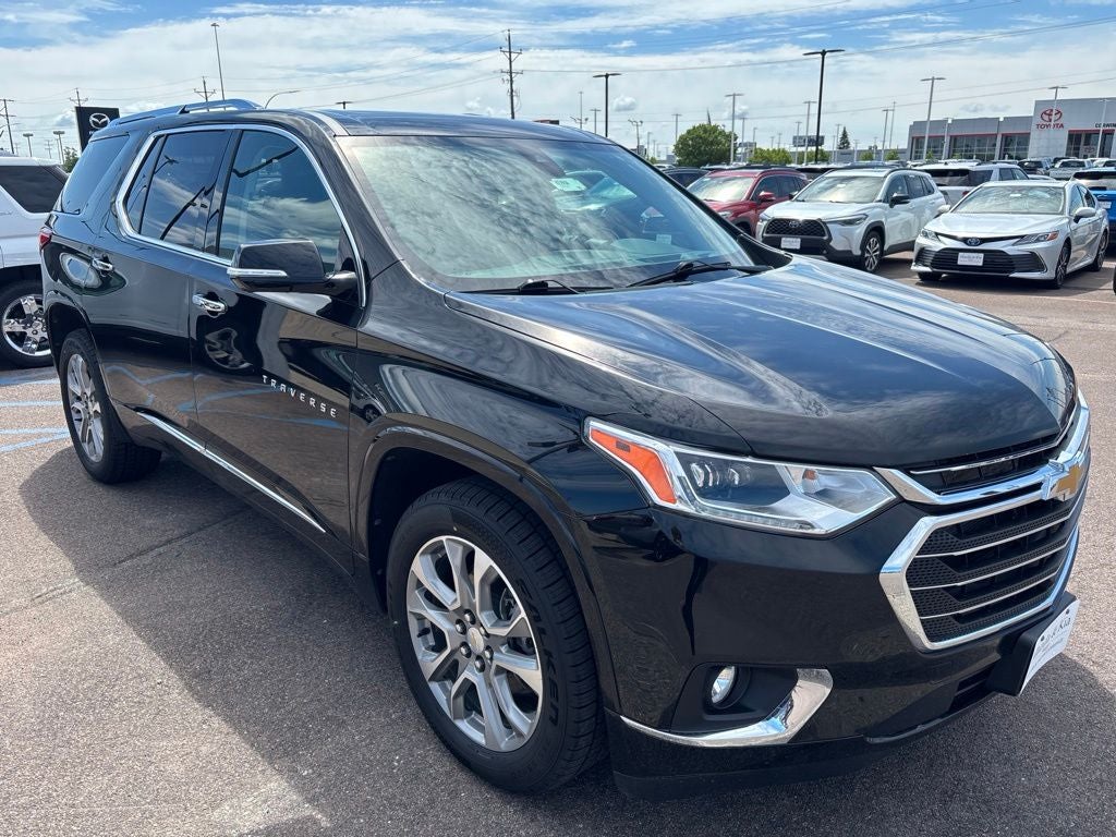 2021 Chevrolet Traverse — rear three-quarter view