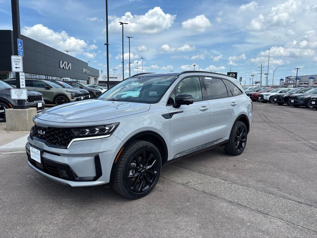 2023 Kia Sorento SX-Prestige in Wolf Gray — front three-quarter view